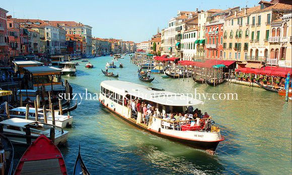 Rush hour on the Grand Canal - Venice